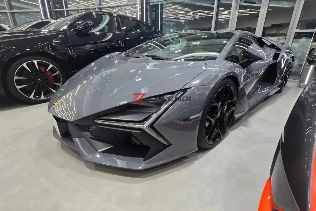 Lamborghini Revuelto 2025 0KM