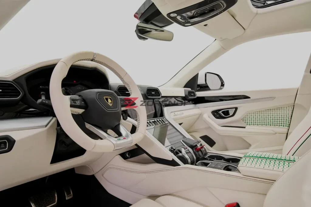 Lamborghini Urus 2024 55KM