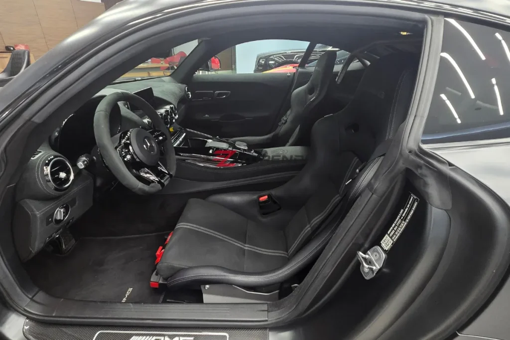 Mercedes-Benz AMG GT Black Series 2022 200KM