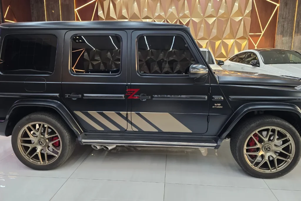 Mercedes-Benz G-Class First Glass Black 2024 4000KM