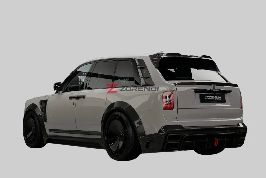 Rolls-Royce Cullinan Black Badge 2026 0KM