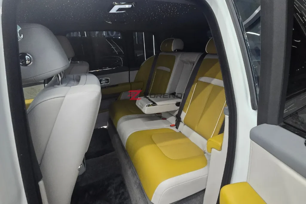 Rolls-Royce Cullinan Silver Badge 2025 2900KM