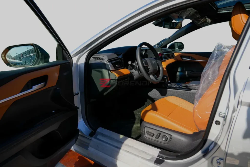 Toyota Camry Lumiere 2026 0KM