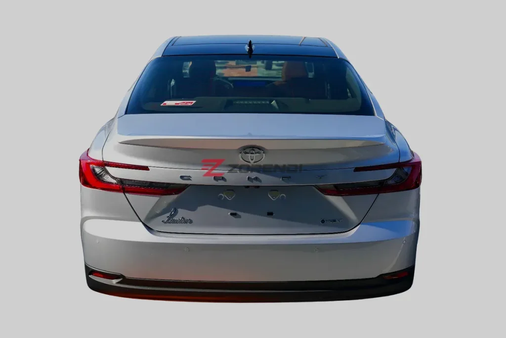 Toyota Camry Lumiere 2026 0KM