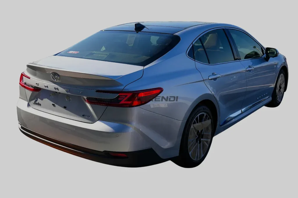 Toyota Camry Lumiere 2026 0KM