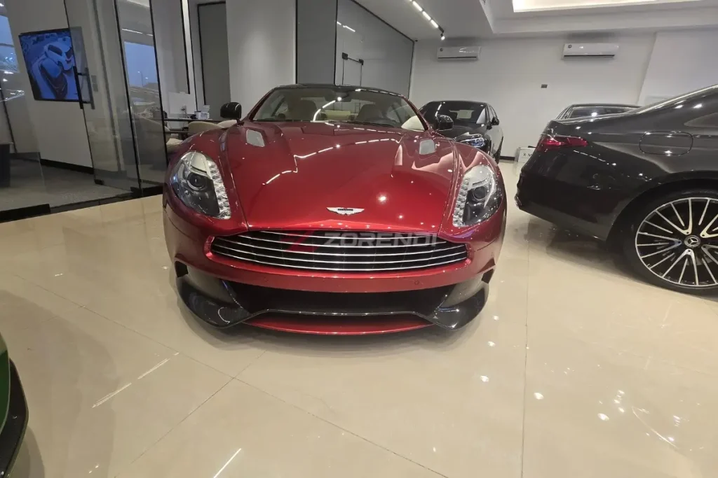 Aston Martin Vanquish 2014 Carbon Black 11000KM