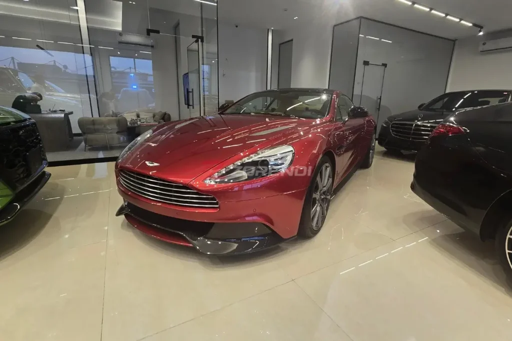 Aston Martin Vanquish 2014 Carbon Black 11000KM