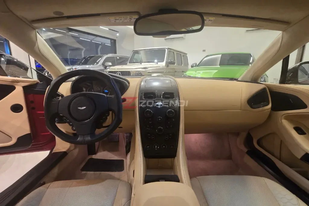 Aston Martin Vanquish 2014 Carbon Black 11000KM