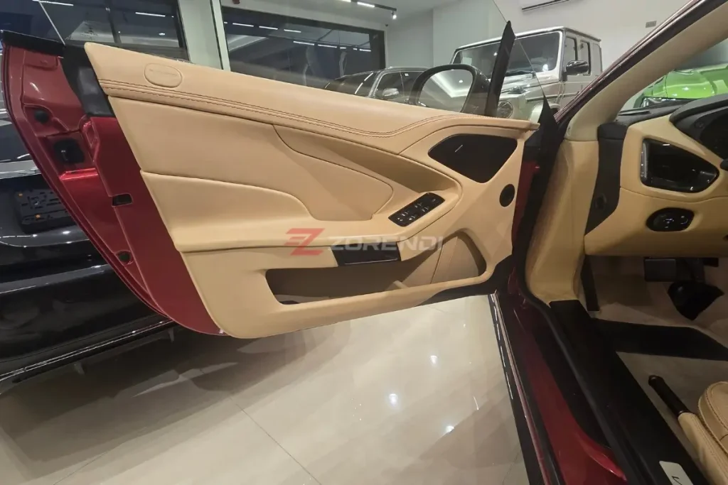Aston Martin Vanquish 2014 Carbon Black 11000KM
