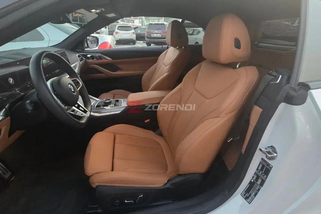 BMW 420i Convertible 2025 2700KM
