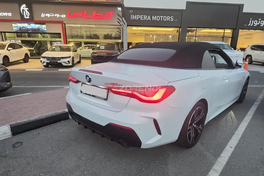 BMW 420i Convertible 2025 2700KM