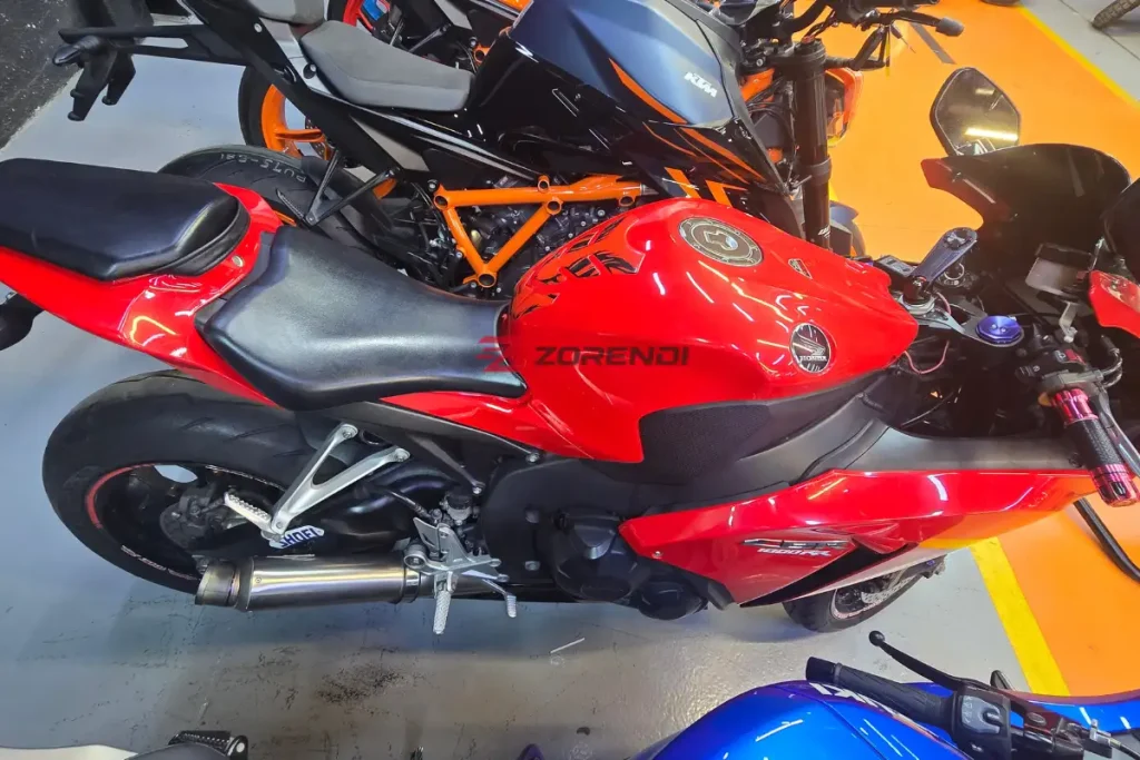Honda CBR1000RR Fireblade 2012 30,000KM
