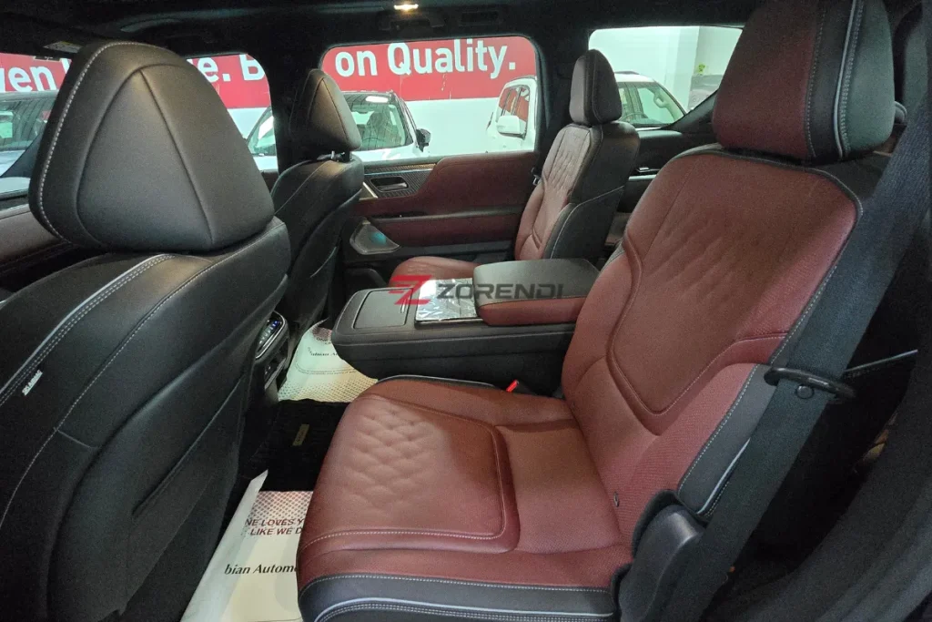 Infiniti QX80 2025 11364KM