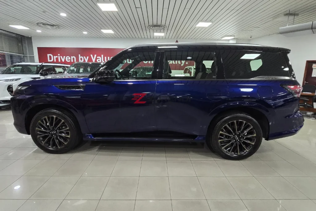 Infiniti QX80 2025 11364KM
