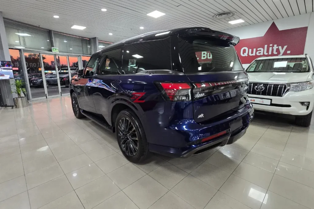 Infiniti QX80 2025 11364KM