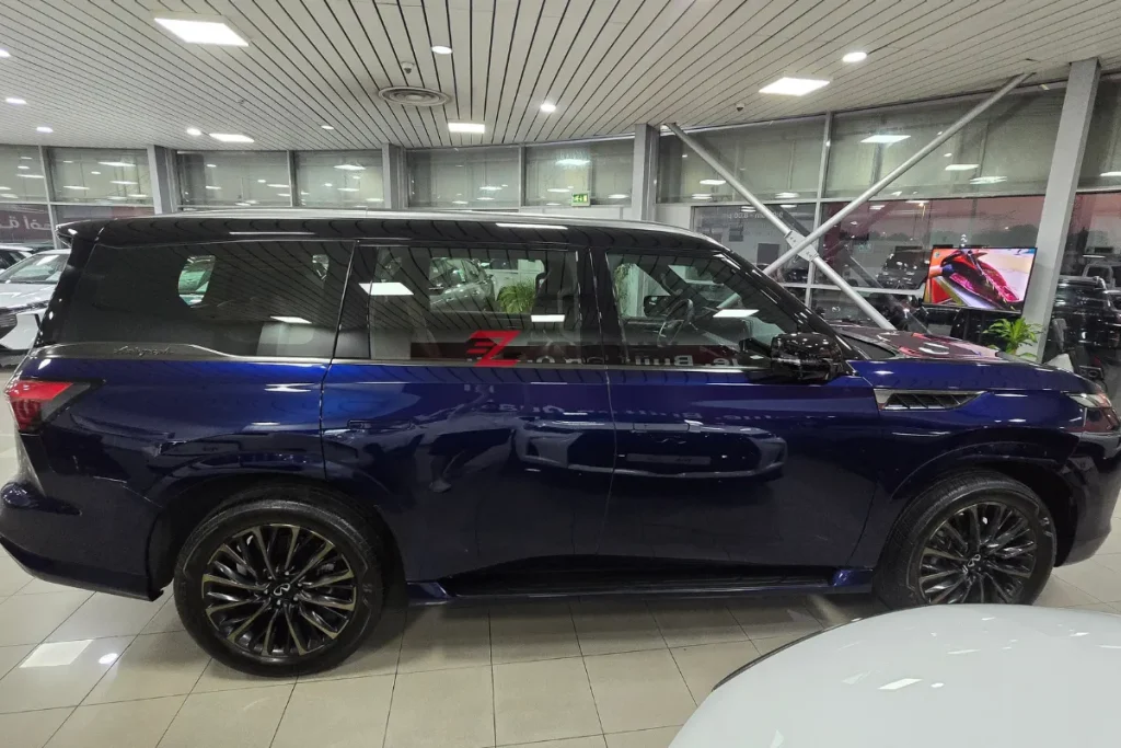 Infiniti QX80 2025 11364KM