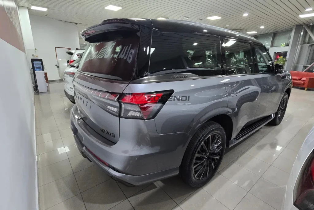 Infiniti QX80 2025 14639KM