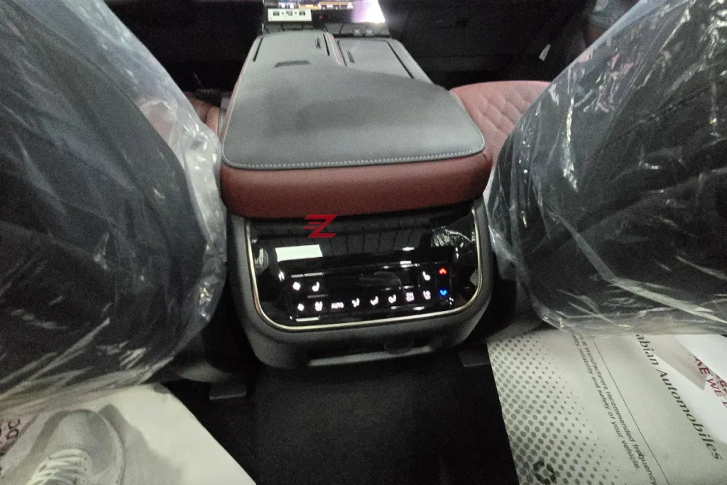 Infiniti QX80 2025 14639KM