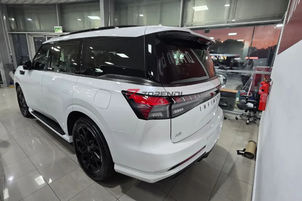 Infiniti QX80 2025 17365KM