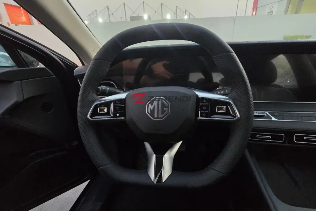 MG 8 2026 10KM