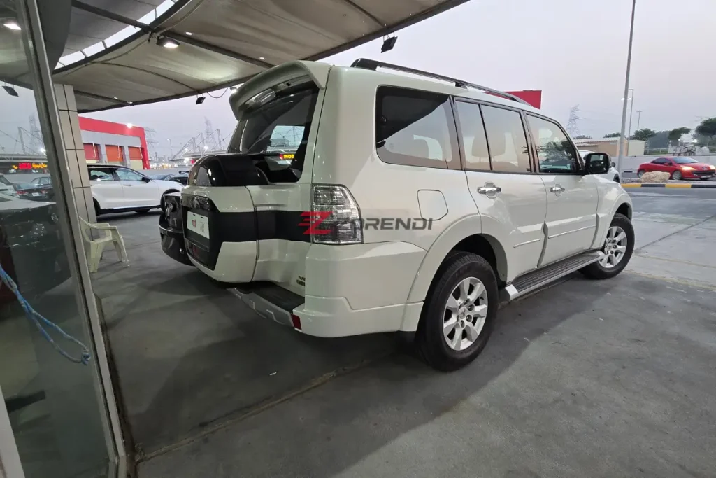 Mitsubishi Pajero GLS V6 2022 55,195KM