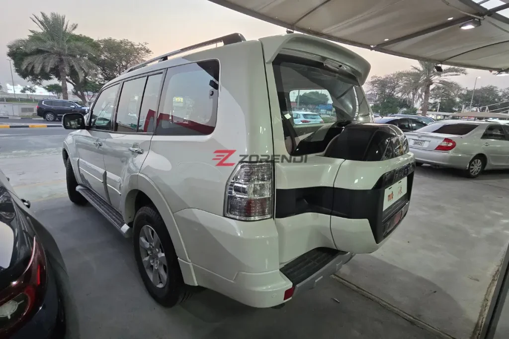 Mitsubishi Pajero GLS V6 2022 55,195KM