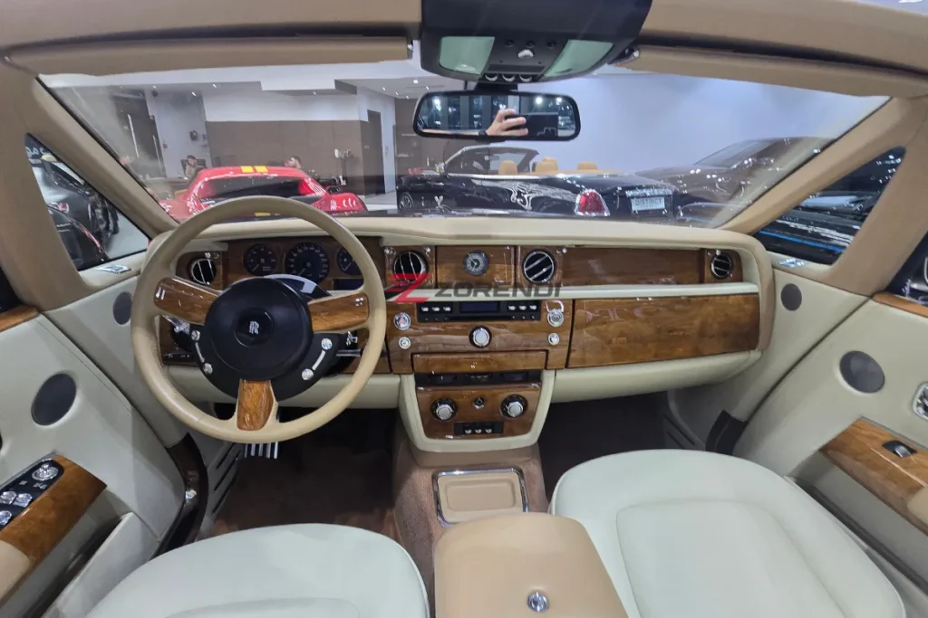 Rolls-Royce Phantom Drophead Coupe 2010 30000KM
