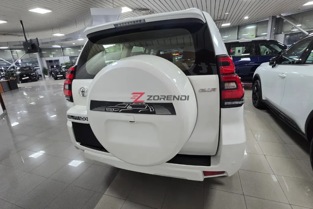 Toyota Land Cruiser Prado GXR 2023 27138KM