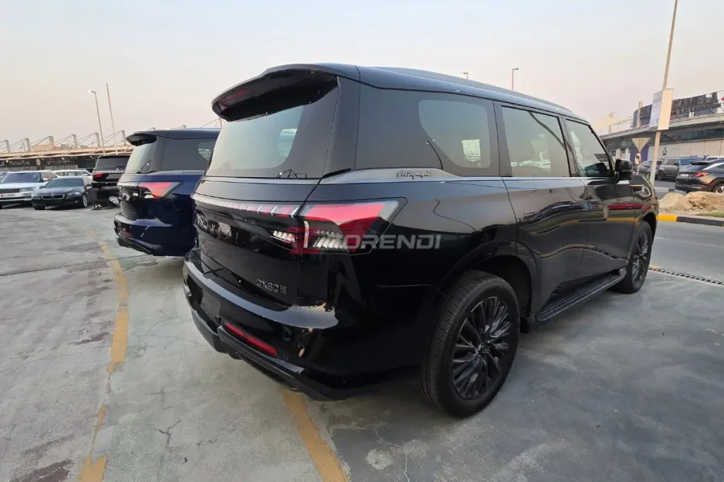 Infiniti QX80 2025 QA8D 14289KM