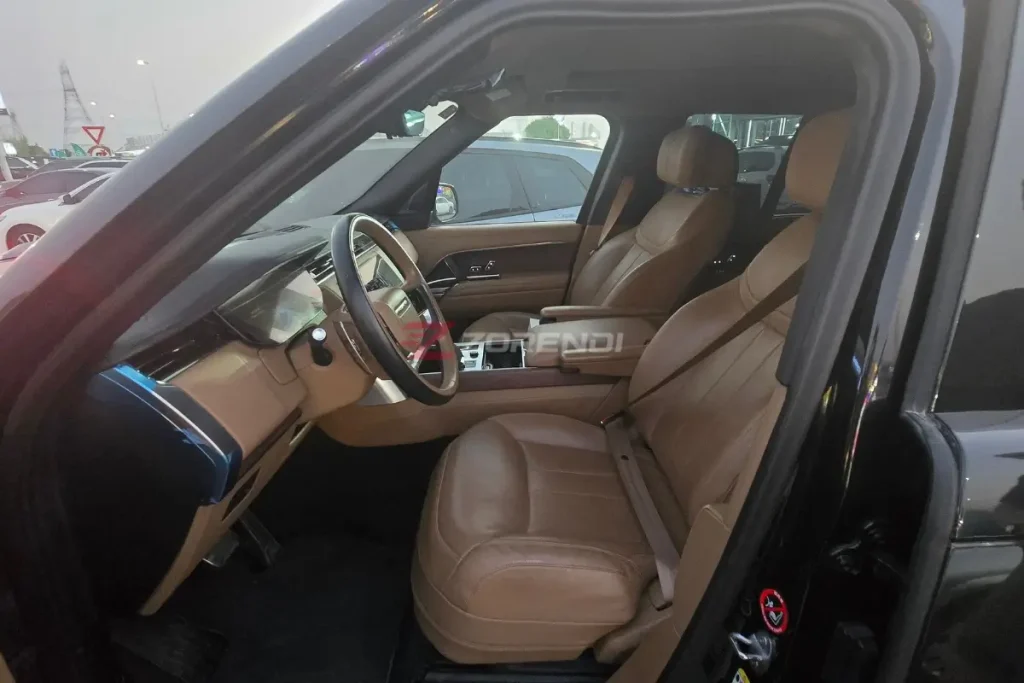 Range Rover 2024 Auto BiographRange Rover 2024 Auto Biograph 34000KM